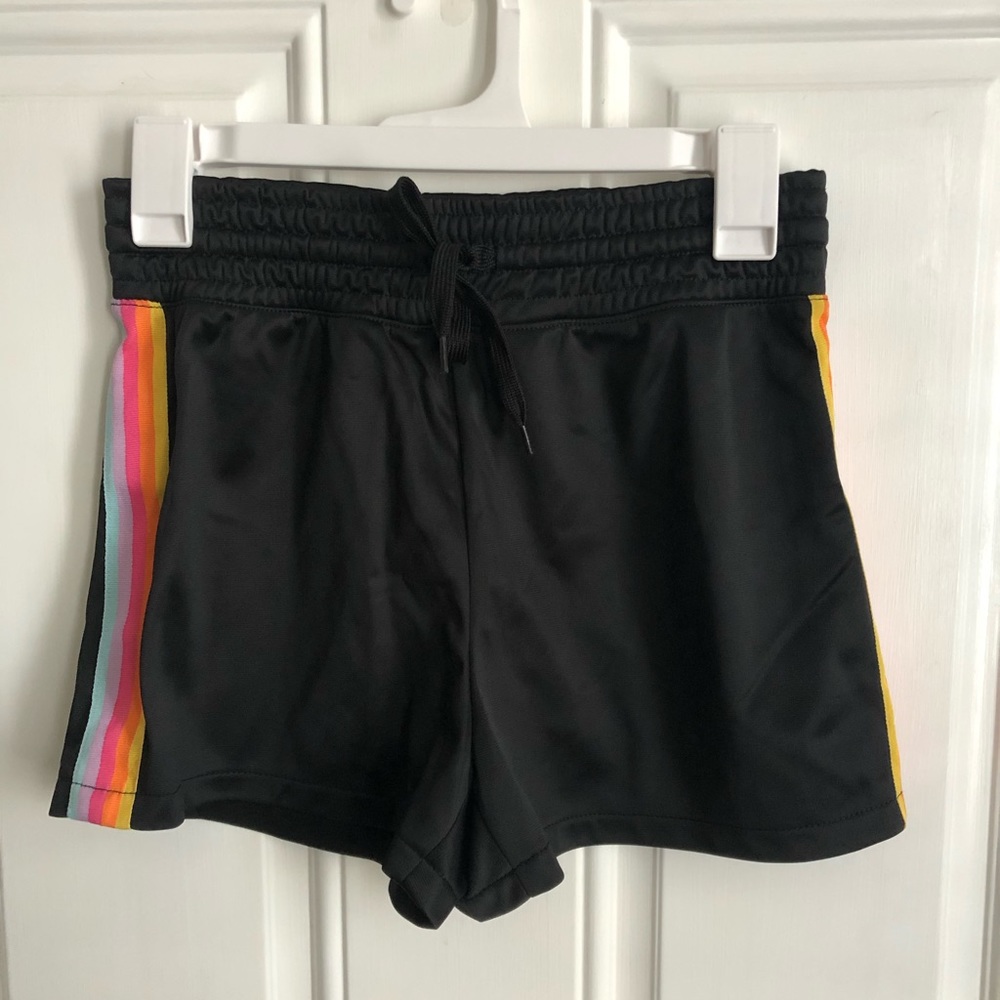 Rainbow stripped black shorts XS